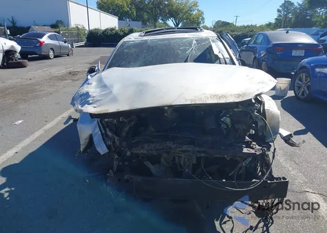 2014 Infiniti Q50 Premium z USA, uszkodzony, nr VIN JN1BV7AP3EM692353